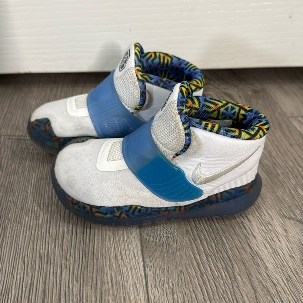 Toddler Nike KYRIE‎ Size 6c